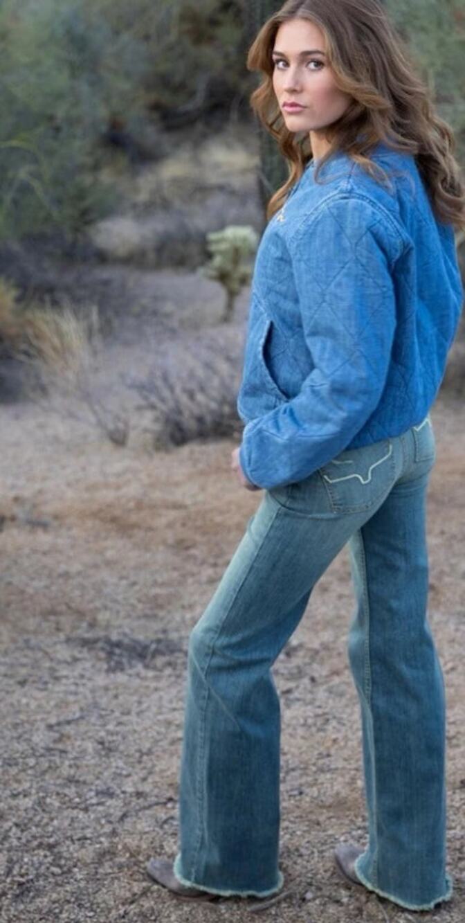 Kimes Ranch Olivia Light Wash Flare Leg Jeans Size 12/34